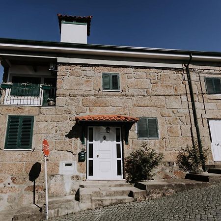 Casa Da Calcada Villa กิมาไรส์ ภายนอก รูปภาพ