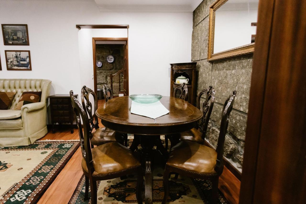 Casa Da Calcada Villa กิมาไรส์ ภายนอก รูปภาพ